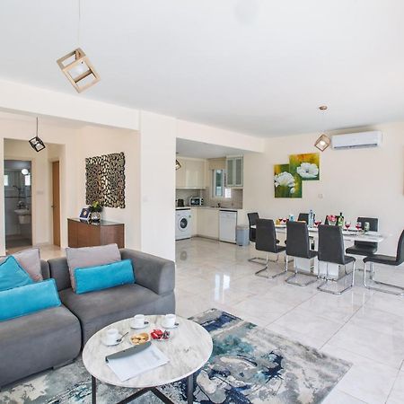 Shaye Front Line Villa Protaras Bagian luar foto