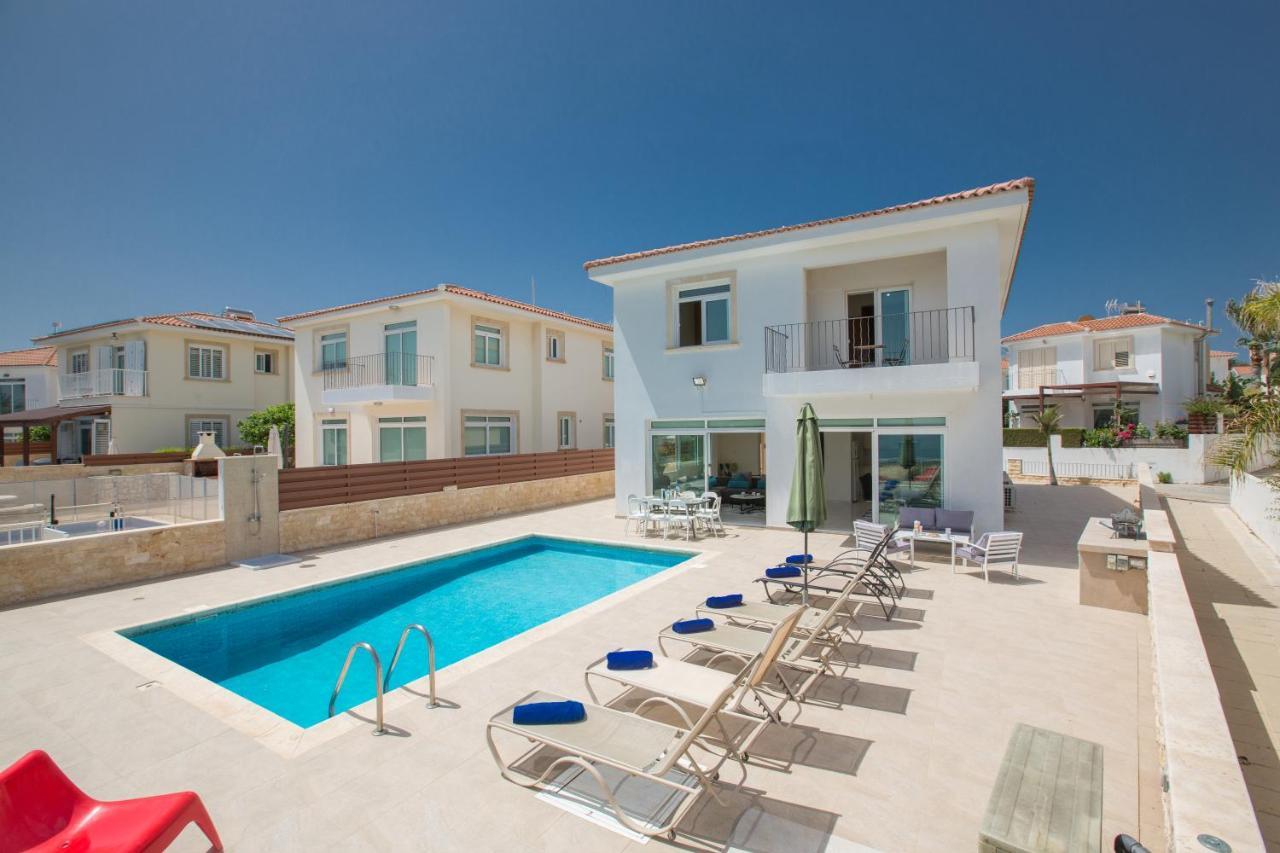 Shaye Front Line Villa Protaras Bagian luar foto